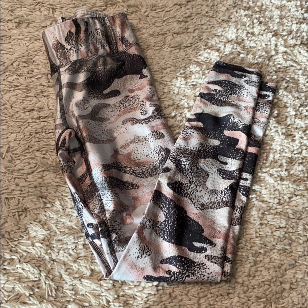 Terez metallic pink camo tall band leggings. XS